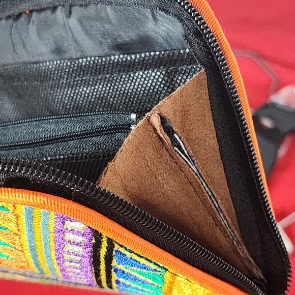 JL Brand Duo Pattern Aztec Stripe Embroidered Leather Zip Hand Strap Wallet OPB - Picture 11 of 16